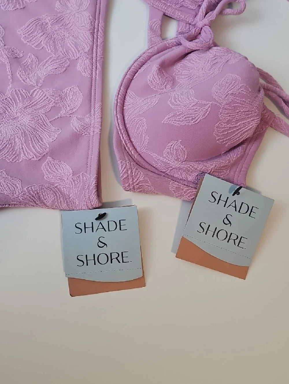 Shade & Shore note top
